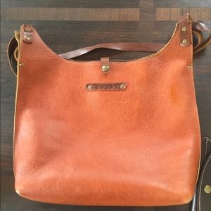 Kurier Leather wallet and bag